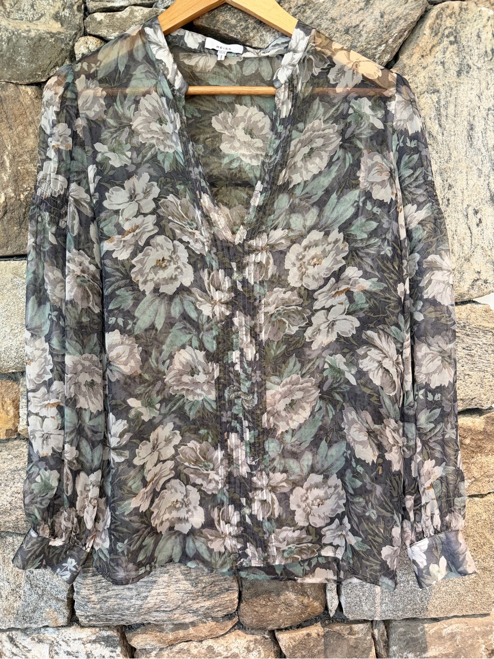 Reiss Sheer V-Neck Tunic in Green and Gray Floral Size 2